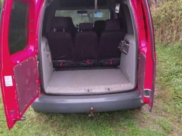 Красный Фольксваген Кадди, объемом двигателя 1.9 л и пробегом 431 тыс. км за 6500 $, фото 6 на Automoto.ua