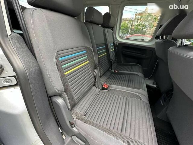 Фольксваген Кадди, объемом двигателя 1.6 л и пробегом 134 тыс. км за 16999 $, фото 25 на Automoto.ua