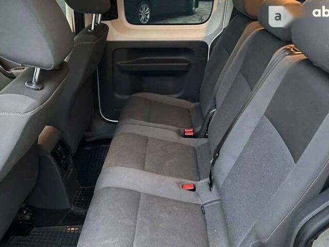 Фольксваген Кадди, объемом двигателя 1.6 л и пробегом 149 тыс. км за 12500 $, фото 10 на Automoto.ua