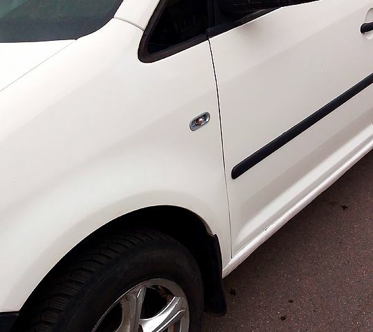 Фольксваген Кадді, об'ємом двигуна 1.4 л та пробігом 300 тис. км за 5000 $, фото 4 на Automoto.ua