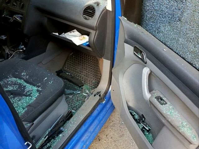Фольксваген Кадди, объемом двигателя 1.6 л и пробегом 540 тыс. км за 3700 $, фото 8 на Automoto.ua