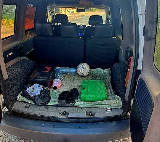 Фольксваген Кадді, об'ємом двигуна 2 л та пробігом 300 тис. км за 5200 $, фото 4 на Automoto.ua