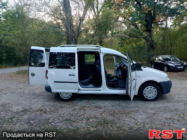 Фольксваген Кадди, объемом двигателя 1.9 л и пробегом 325 тыс. км за 5700 $, фото 3 на Automoto.ua