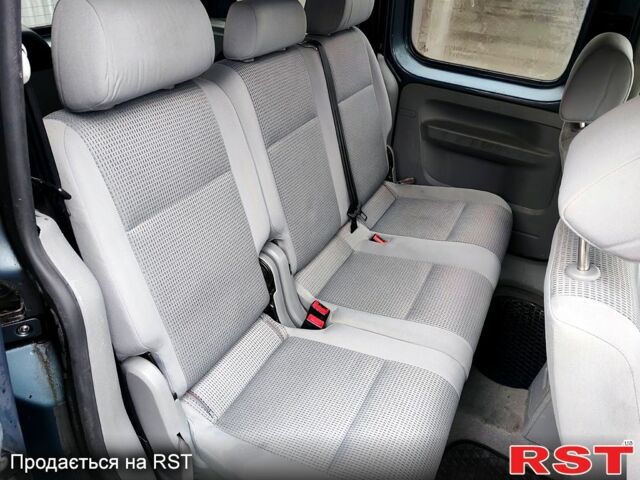 Фольксваген Кадди, объемом двигателя 1.6 л и пробегом 220 тыс. км за 7000 $, фото 11 на Automoto.ua