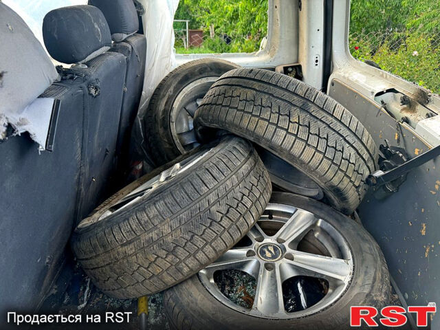 Фольксваген Кадди, объемом двигателя 1.4 л и пробегом 54 тыс. км за 1200 $, фото 5 на Automoto.ua