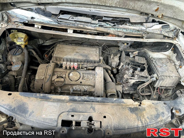 Фольксваген Кадди, объемом двигателя 1.4 л и пробегом 54 тыс. км за 1200 $, фото 3 на Automoto.ua