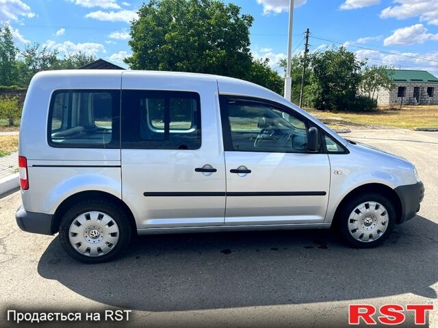 Фольксваген Кадди, объемом двигателя 2 л и пробегом 210 тыс. км за 8000 $, фото 4 на Automoto.ua