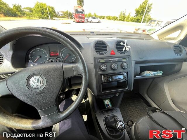 Фольксваген Кадди, объемом двигателя 2 л и пробегом 210 тыс. км за 8000 $, фото 7 на Automoto.ua