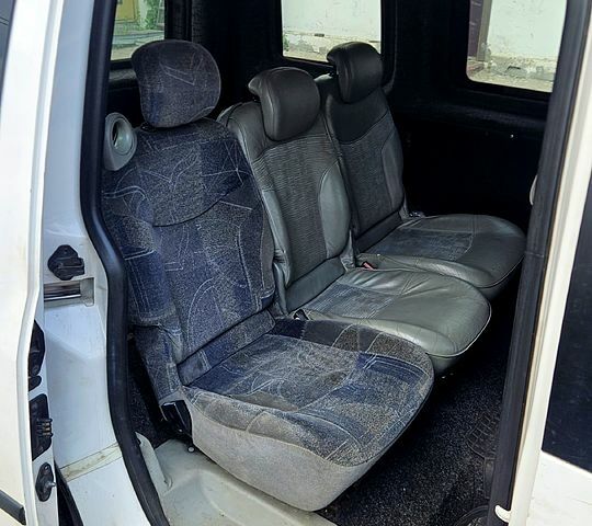 Фольксваген Кадди, объемом двигателя 1.9 л и пробегом 390 тыс. км за 5600 $, фото 5 на Automoto.ua