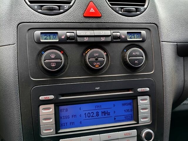 Фольксваген Кадди, объемом двигателя 2 л и пробегом 188 тыс. км за 8800 $, фото 8 на Automoto.ua