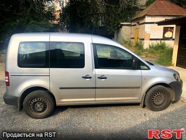Фольксваген Кадди, объемом двигателя 1.6 л и пробегом 157 тыс. км за 9400 $, фото 3 на Automoto.ua