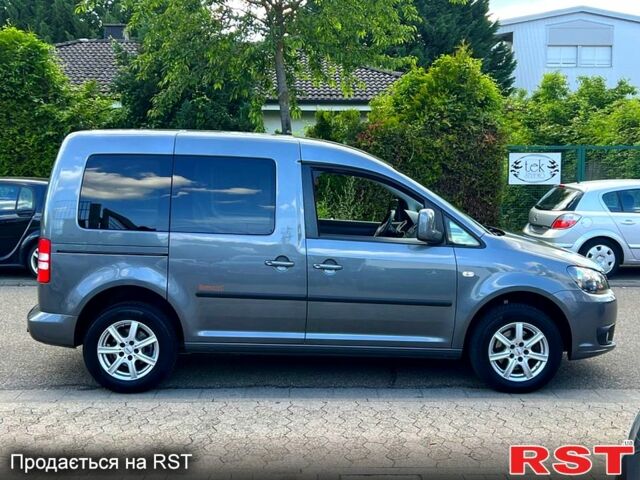 Фольксваген Кадди, объемом двигателя 1.6 л и пробегом 175 тыс. км за 8800 $, фото 5 на Automoto.ua