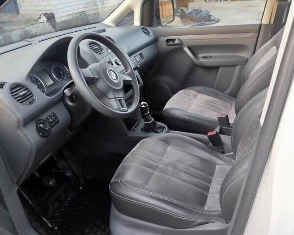 Фольксваген Кадди, объемом двигателя 1.6 л и пробегом 193 тыс. км за 11800 $, фото 12 на Automoto.ua