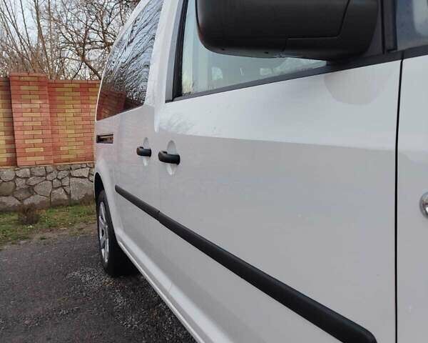 Фольксваген Кадди, объемом двигателя 1.6 л и пробегом 193 тыс. км за 11800 $, фото 2 на Automoto.ua