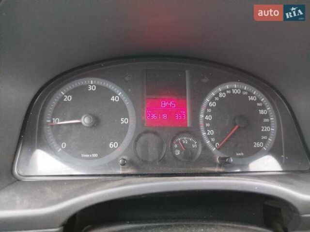 Фольксваген Кадди, объемом двигателя 2 л и пробегом 236 тыс. км за 5200 $, фото 11 на Automoto.ua