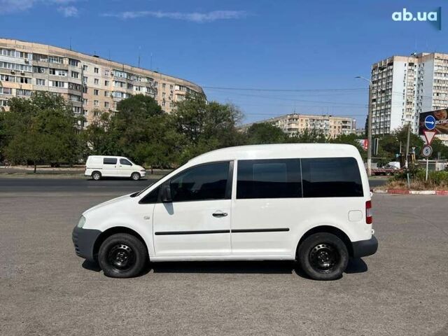 Фольксваген Кадди, объемом двигателя 1.6 л и пробегом 394 тыс. км за 3850 $, фото 5 на Automoto.ua