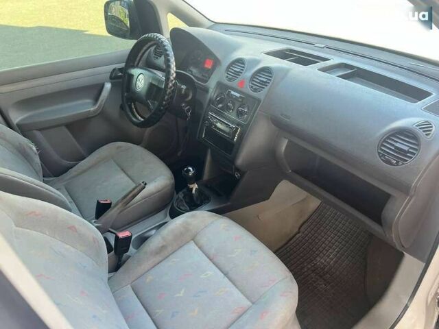 Фольксваген Кадди, объемом двигателя 1.6 л и пробегом 394 тыс. км за 3850 $, фото 10 на Automoto.ua