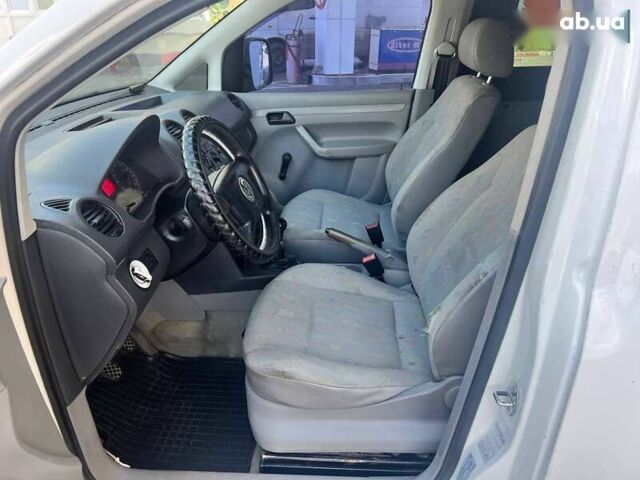 Фольксваген Кадди, объемом двигателя 1.6 л и пробегом 394 тыс. км за 3850 $, фото 15 на Automoto.ua