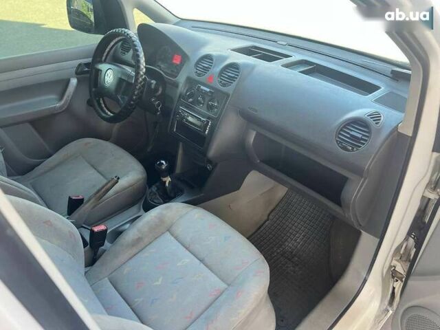Фольксваген Кадди, объемом двигателя 1.6 л и пробегом 394 тыс. км за 3850 $, фото 13 на Automoto.ua