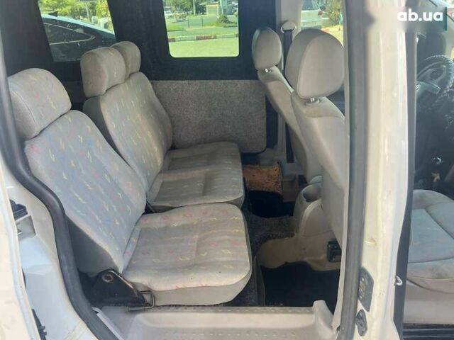 Фольксваген Кадди, объемом двигателя 1.6 л и пробегом 394 тыс. км за 3850 $, фото 12 на Automoto.ua