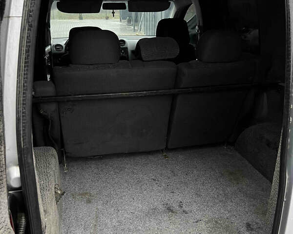 Фольксваген Кадди, объемом двигателя 2 л и пробегом 400 тыс. км за 4600 $, фото 13 на Automoto.ua