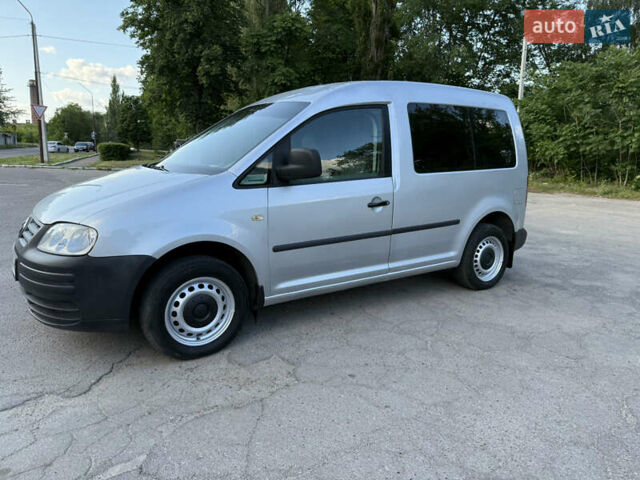 Фольксваген Кадди, объемом двигателя 1.9 л и пробегом 173 тыс. км за 5600 $, фото 1 на Automoto.ua