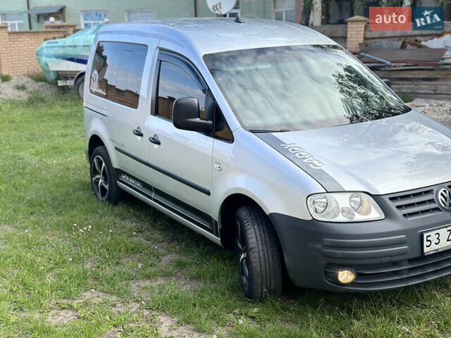 Фольксваген Кадди, объемом двигателя 2 л и пробегом 200 тыс. км за 7400 $, фото 5 на Automoto.ua