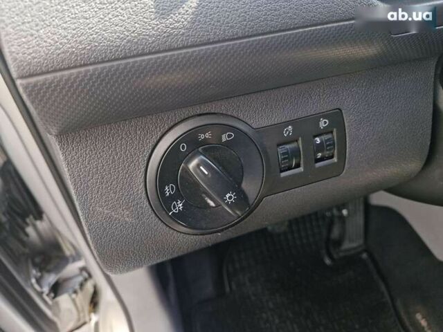 Фольксваген Кадди, объемом двигателя 1.6 л и пробегом 639 тыс. км за 5599 $, фото 21 на Automoto.ua