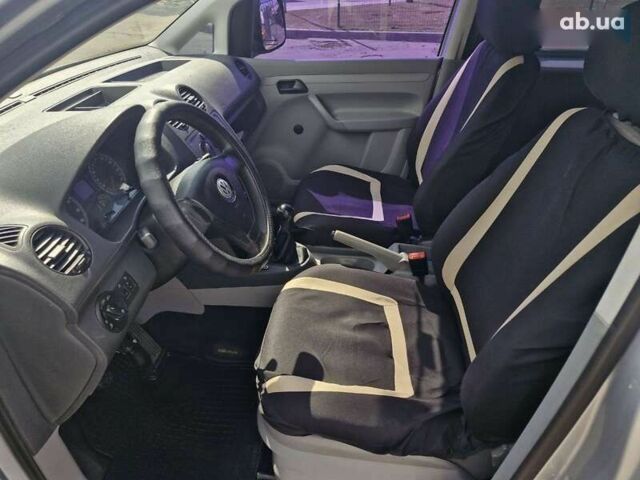 Фольксваген Кадди, объемом двигателя 1.6 л и пробегом 639 тыс. км за 5599 $, фото 11 на Automoto.ua