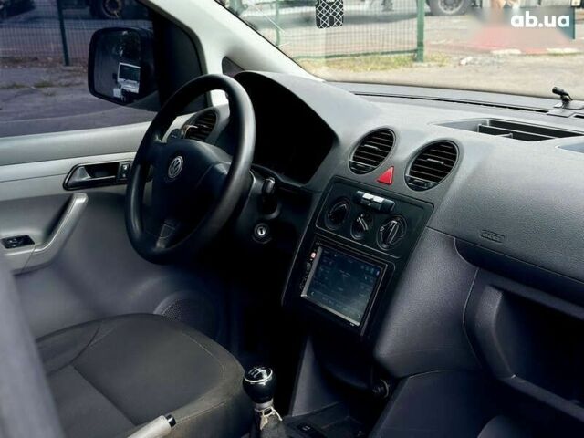 Фольксваген Кадди, объемом двигателя 2 л и пробегом 309 тыс. км за 7800 $, фото 12 на Automoto.ua