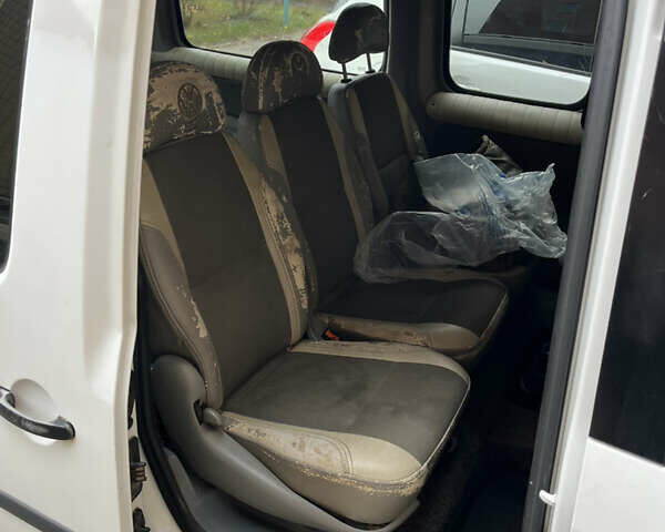 Фольксваген Кадди, объемом двигателя 1.9 л и пробегом 260 тыс. км за 5500 $, фото 8 на Automoto.ua