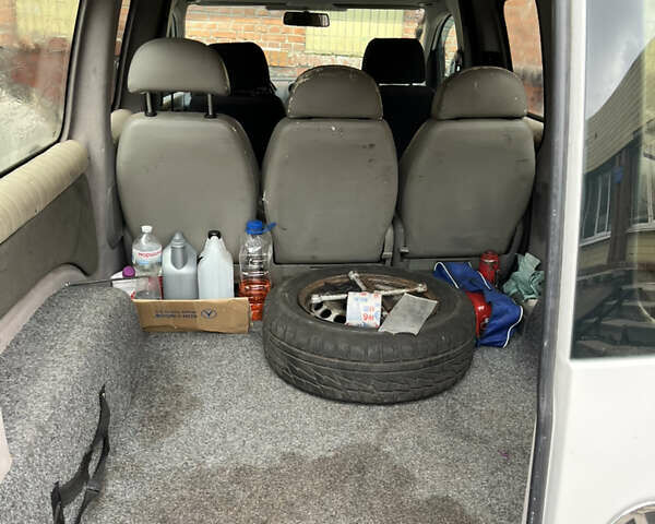 Фольксваген Кадди, объемом двигателя 1.9 л и пробегом 260 тыс. км за 5500 $, фото 4 на Automoto.ua