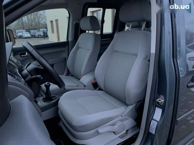 Фольксваген Кадді, об'ємом двигуна 1.6 л та пробігом 223 тис. км за 8255 $, фото 24 на Automoto.ua