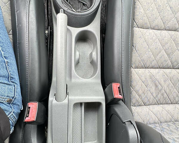 Фольксваген Кадди, объемом двигателя 1.9 л и пробегом 355 тыс. км за 6500 $, фото 42 на Automoto.ua