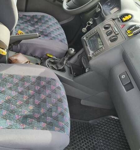 Фольксваген Кадді, об'ємом двигуна 0 л та пробігом 102 тис. км за 8000 $, фото 8 на Automoto.ua