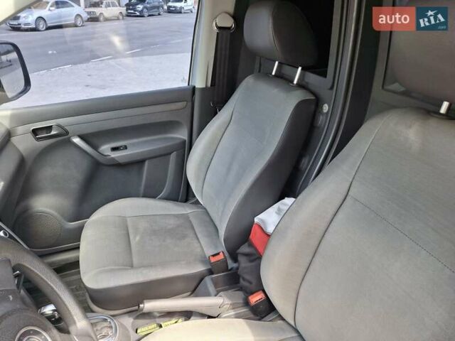 Фольксваген Кадді, об'ємом двигуна 1.6 л та пробігом 234 тис. км за 8300 $, фото 9 на Automoto.ua