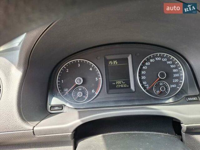 Фольксваген Кадді, об'ємом двигуна 1.6 л та пробігом 234 тис. км за 8300 $, фото 6 на Automoto.ua