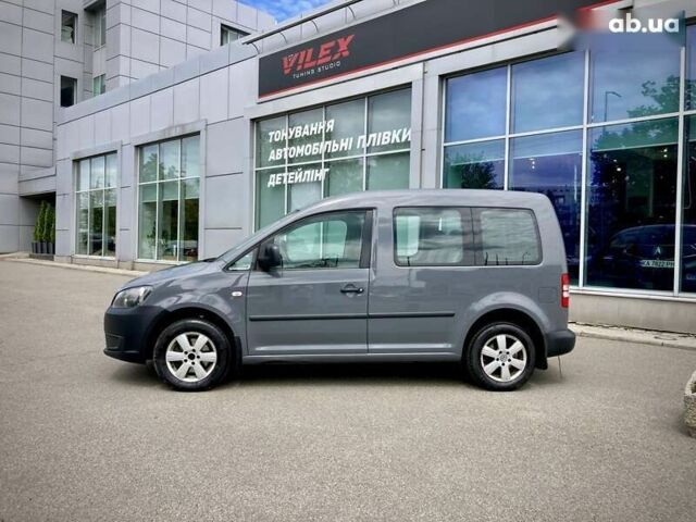 Фольксваген Кадди, объемом двигателя 1.6 л и пробегом 242 тыс. км за 8700 $, фото 3 на Automoto.ua