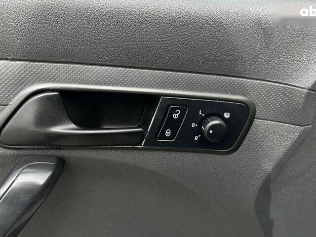 Фольксваген Кадди, объемом двигателя 1.6 л и пробегом 391 тыс. км за 7200 $, фото 9 на Automoto.ua