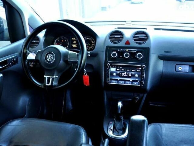 Фольксваген Кадди, объемом двигателя 1.6 л и пробегом 262 тыс. км за 8800 $, фото 16 на Automoto.ua