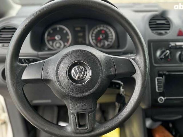 Фольксваген Кадди, объемом двигателя 1.6 л и пробегом 391 тыс. км за 7200 $, фото 14 на Automoto.ua
