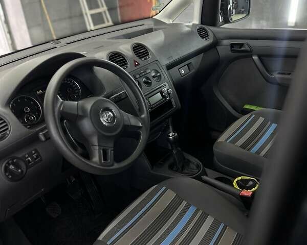 Фольксваген Кадди, объемом двигателя 1.2 л и пробегом 270 тыс. км за 8100 $, фото 10 на Automoto.ua