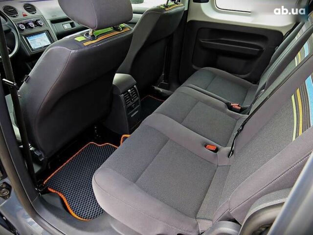 Фольксваген Кадди, объемом двигателя 1.6 л и пробегом 207 тыс. км за 10550 $, фото 13 на Automoto.ua