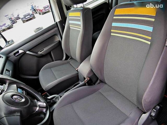 Фольксваген Кадди, объемом двигателя 1.6 л и пробегом 207 тыс. км за 10550 $, фото 7 на Automoto.ua