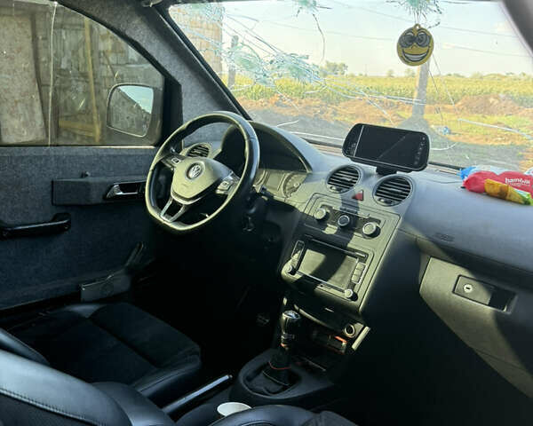 Фольксваген Кадди, объемом двигателя 2 л и пробегом 270 тыс. км за 11500 $, фото 3 на Automoto.ua