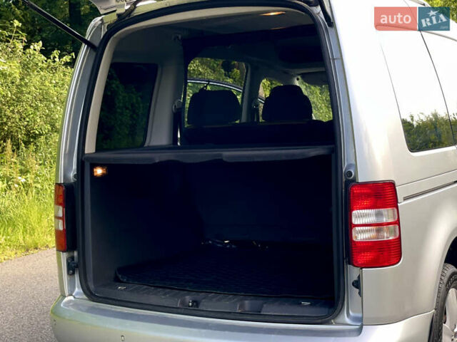 Фольксваген Кадді, об'ємом двигуна 1.6 л та пробігом 257 тис. км за 11200 $, фото 10 на Automoto.ua