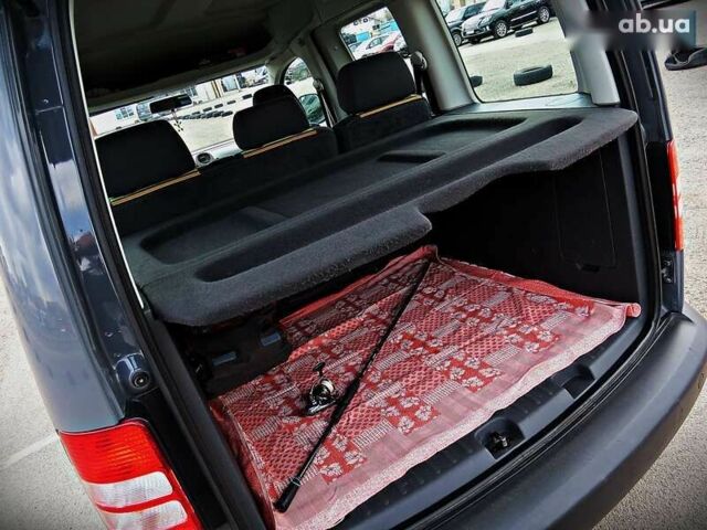 Фольксваген Кадди, объемом двигателя 1.6 л и пробегом 207 тыс. км за 10550 $, фото 16 на Automoto.ua