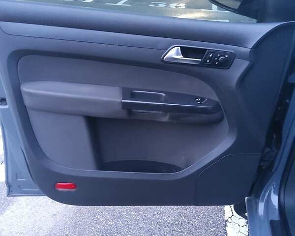 Фольксваген Кадди, объемом двигателя 0 л и пробегом 260 тыс. км за 11500 $, фото 25 на Automoto.ua