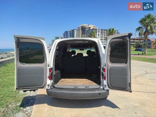 Фольксваген Кадді, об'ємом двигуна 1.9 л та пробігом 200 тис. км за 11000 $, фото 17 на Automoto.ua