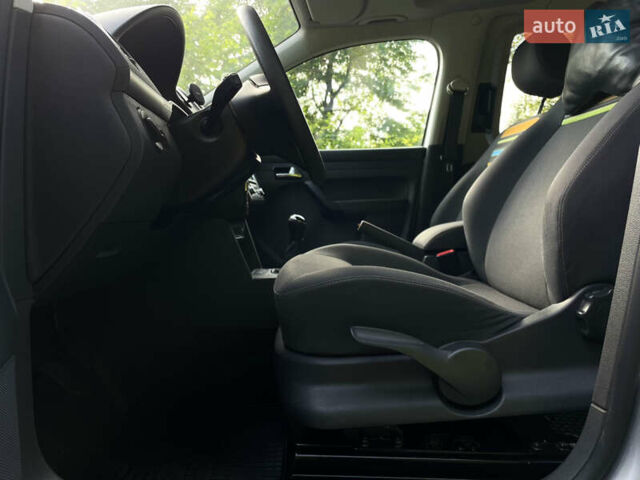 Фольксваген Кадді, об'ємом двигуна 1.6 л та пробігом 257 тис. км за 11200 $, фото 13 на Automoto.ua
